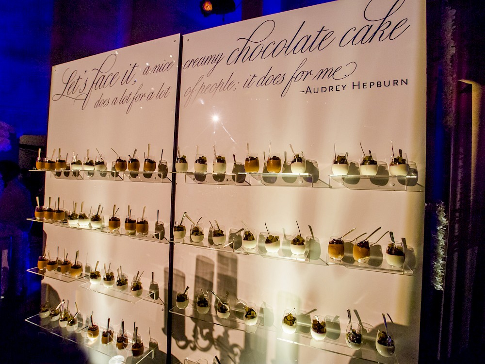 Interactive dessert presentation