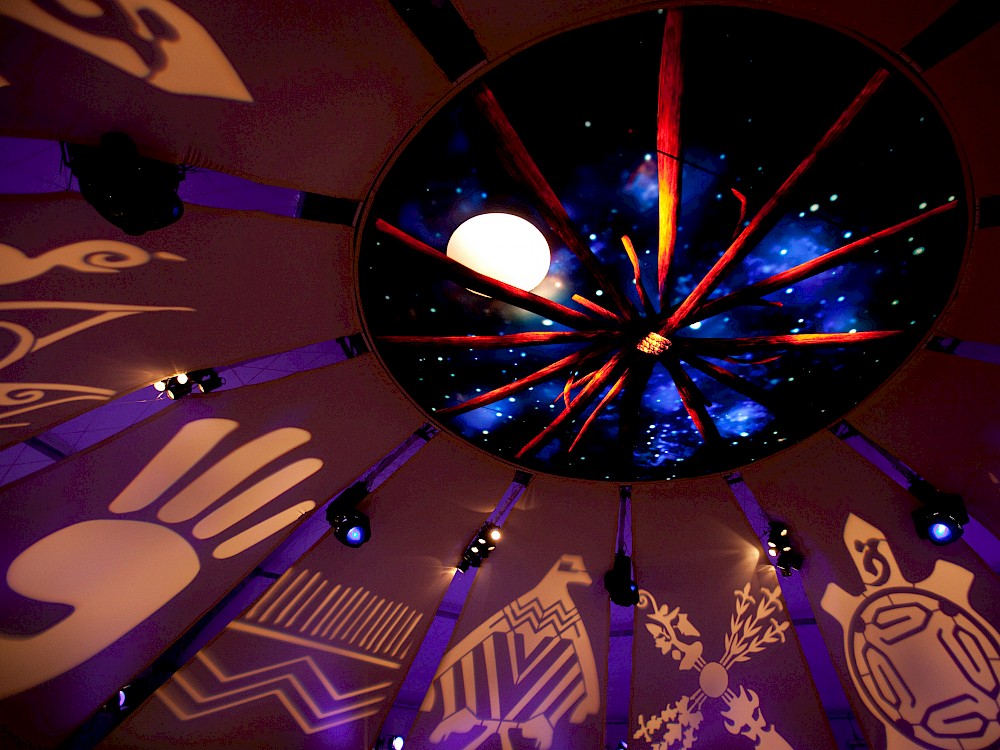 On-site immersive event decor