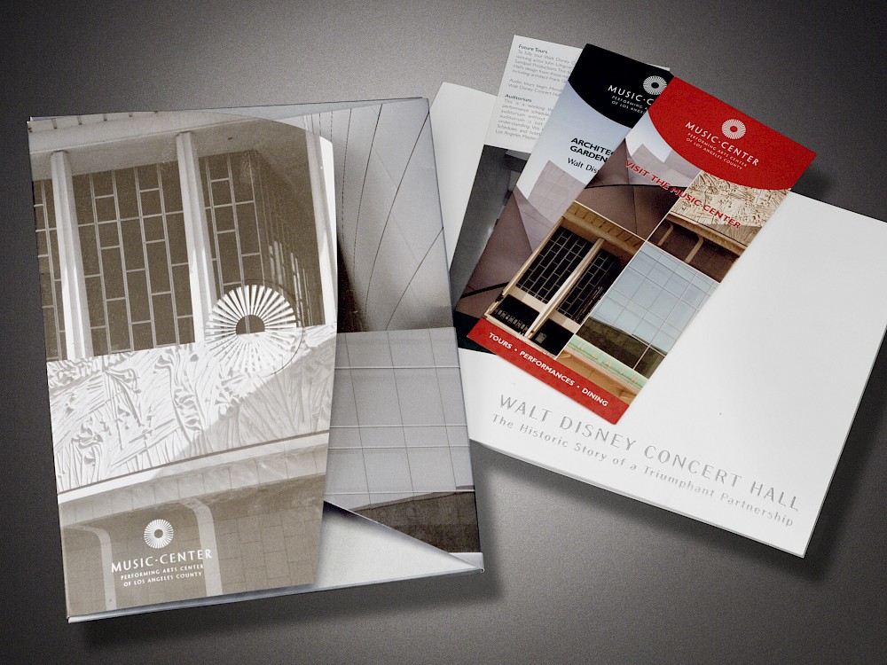 Brochure system, press folder and brochure